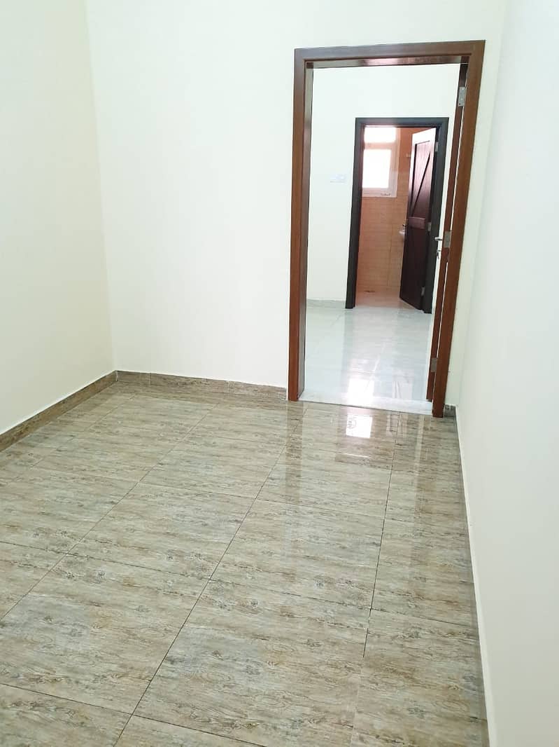 Very Specious 3Bedroom Majlis maidroom in Villa For Rent at Al Shamkha
