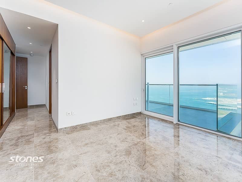 10 Luxurious 3BR Apartment | Full Sea & Palm View