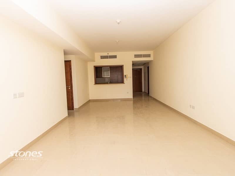 12 Best Priced |Study |Large Terrace | Chiller free