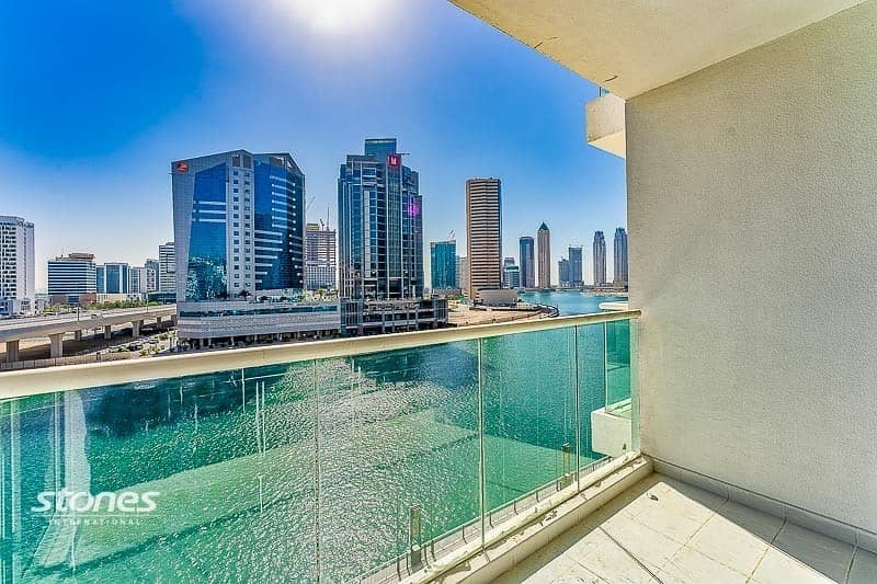 39 Lavish furnished two bedrooms with canal view