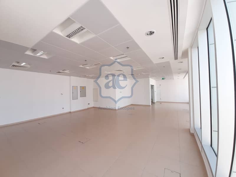 8 Stunning Office l DEWA and Chiller included l Sea View