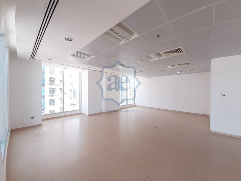 11 Stunning Office l DEWA and Chiller included l Sea View