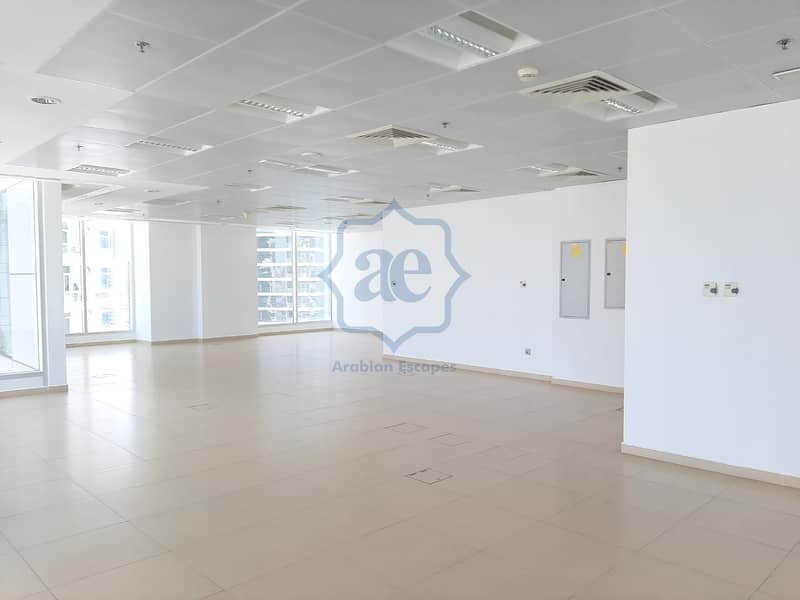 12 Stunning Office l DEWA and Chiller included l Sea View