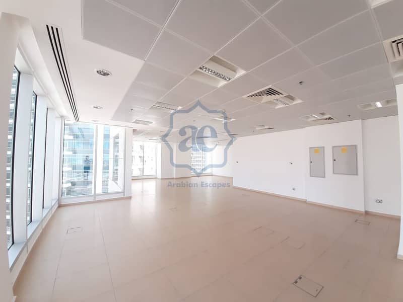 15 Stunning Office l DEWA and Chiller included l Sea View