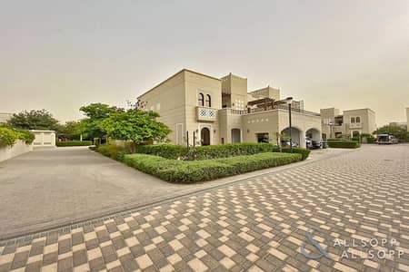 Semi-Detached | Single Row | 4 Bedrooms