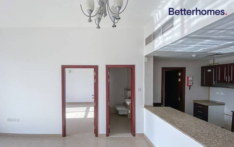 14 1 BED plus Store| Balcony |Chiller Free |Pool View