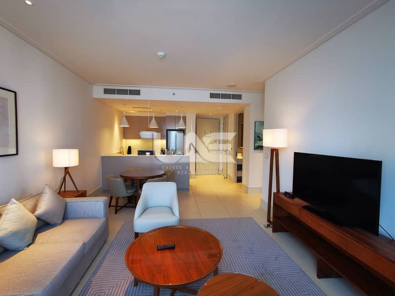 Vacant Furnished 1 Bed Apt| Mid Floor| Luxury Living