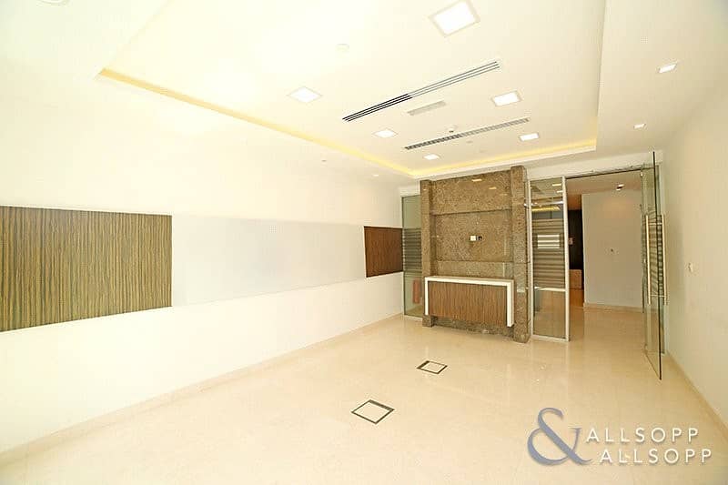 2 Fully Fitted Office | Close To Metro | DIFC