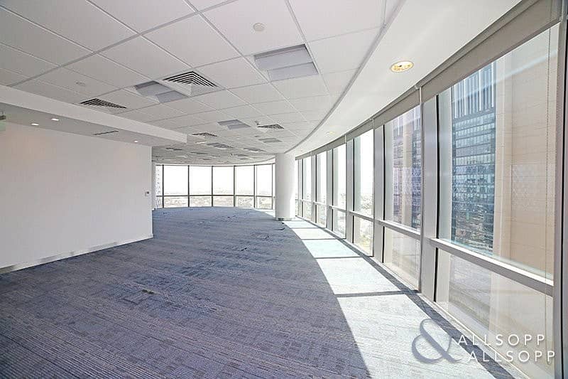 11 Fully Fitted Office | Close To Metro | DIFC