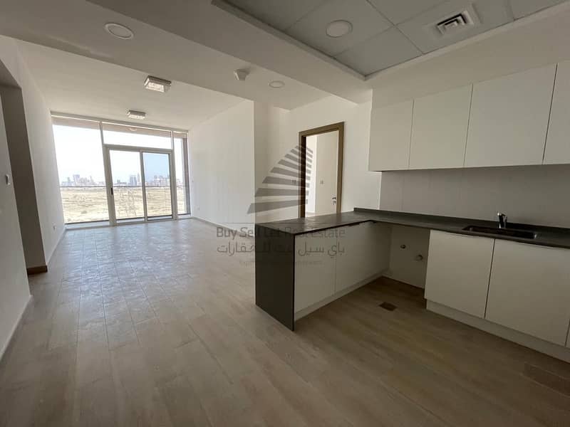 31 BEAUTIFUL PANAROMIC VIEW / BRAND NEW 3 BEDROOMS APARTMENTS/BLOOM TOWERS/JUMEIRAH VILLAGE CIRCLE