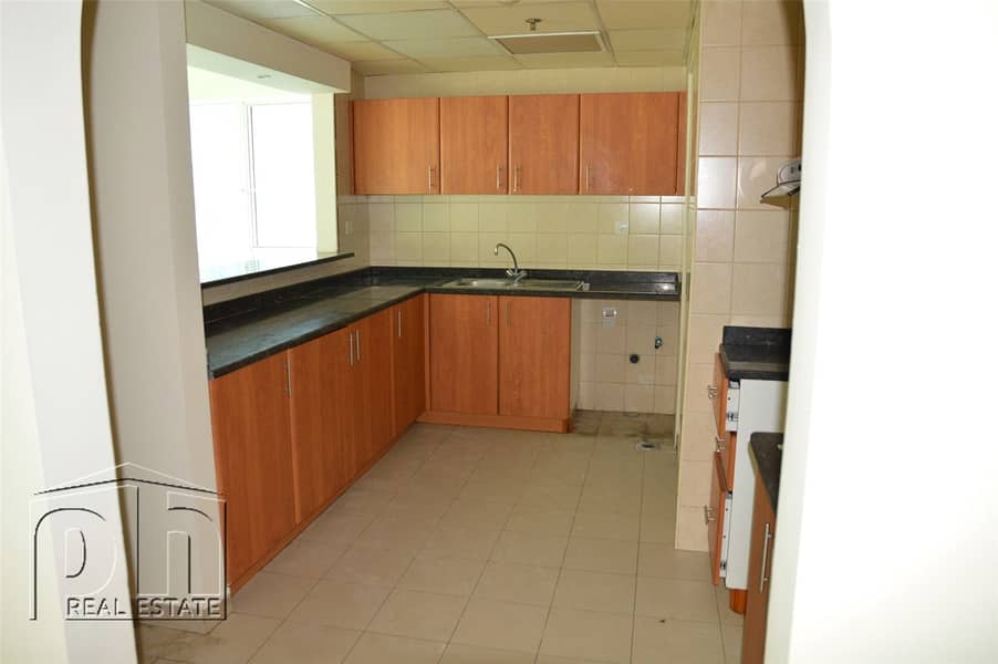 2 Exclusive| Spacious 2 bedroom| Vacant now