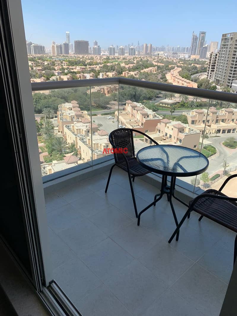 12 Studio with Balcony/Beautiful View in Eagle Heights