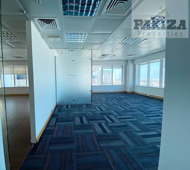 5 NEAR METRO|CLOSED GLASS PARTITIONS|BRIGHT & SPACIOUS FULLY FITTED OFFICE FOR RENT IN SHEIK ZAYED ROAD