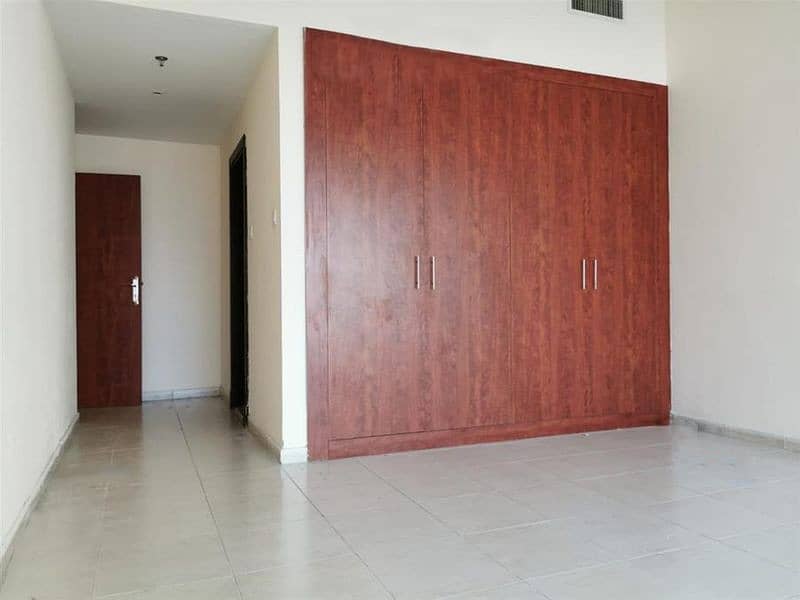 شقة في أولمبيك بارك 2،برج أولمبيك بارك،مدينة دبي الرياضية 2 غرف 750000 درهم - 5061124