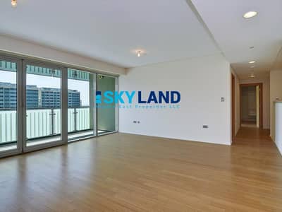 Luxurious Lifestyle ! Huge 2BR+Store+Laundry with Balcony ! Luxurious Lifestyle ! Huge 2BR+Store+Laundry with Balcony !