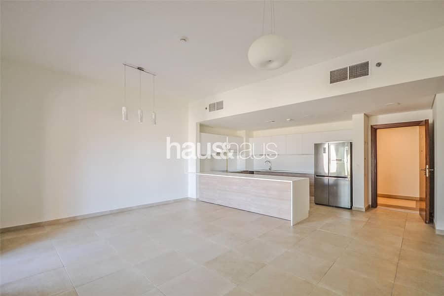 4 Exclusive 3 Bed +M | White Goods | Tower A