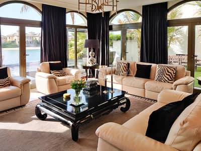 Atrium Entry | Vacant on Transfer | 4 Bed Atrium Entry | Vacant on Transfer | 4 Bed