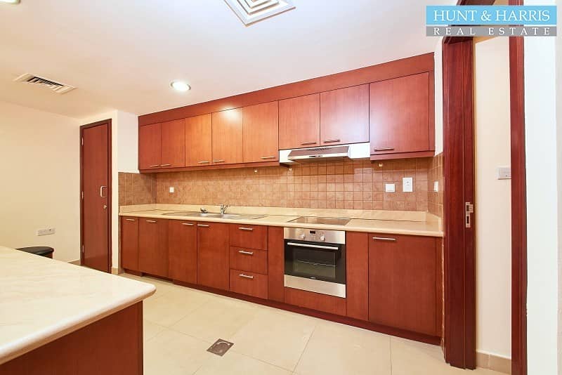 5 Ideal Family Living - Granada - Mina Al Arab