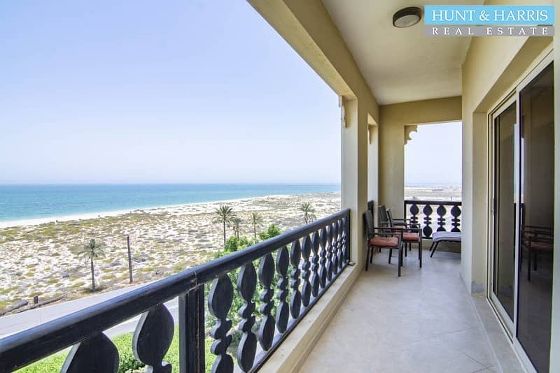 Stunning 2 Bedroom furnished apartment - Sea view Stunning 2 Bedroom furnished apartment - Sea view