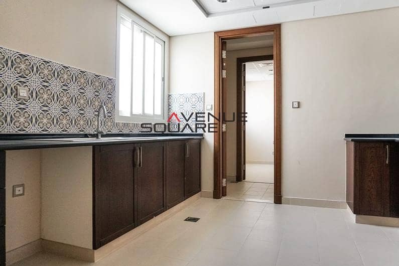 9 3 beds en-suite | Maid's room | Burj Skyline View