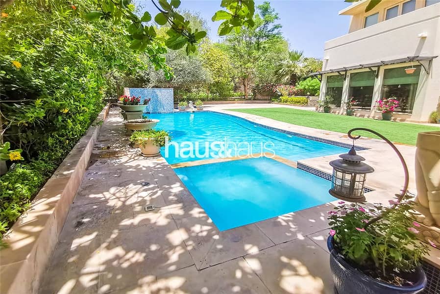 9 Exclusive | Extended | Private Pool | Large Plot