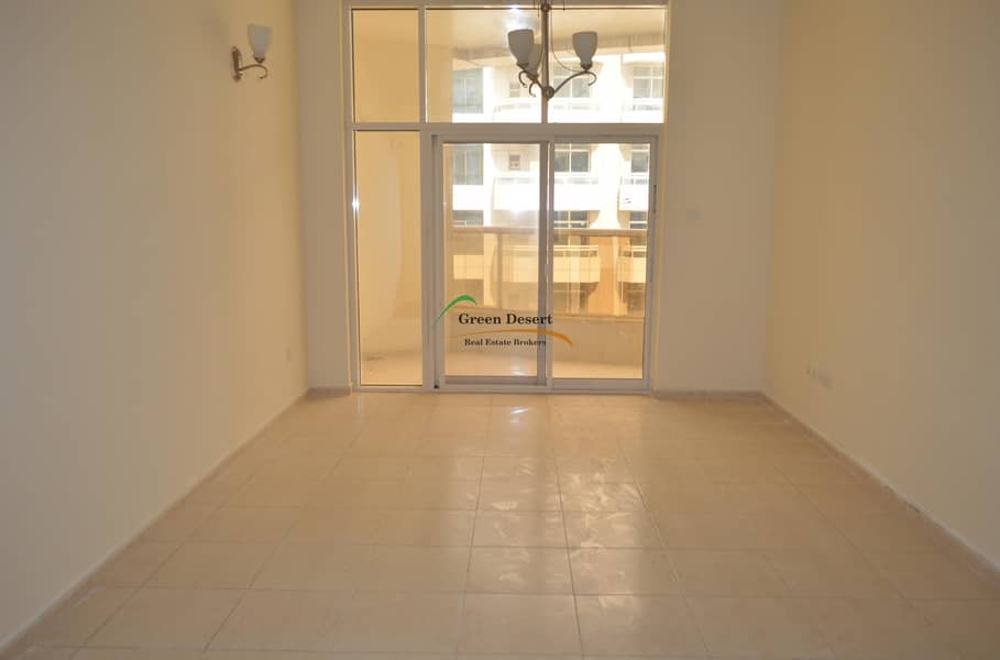 LARGE 1 bhk Axis 1 Semi opened Kitchen LARGE 1 bhk Axis 1 Semi opened Kitchen