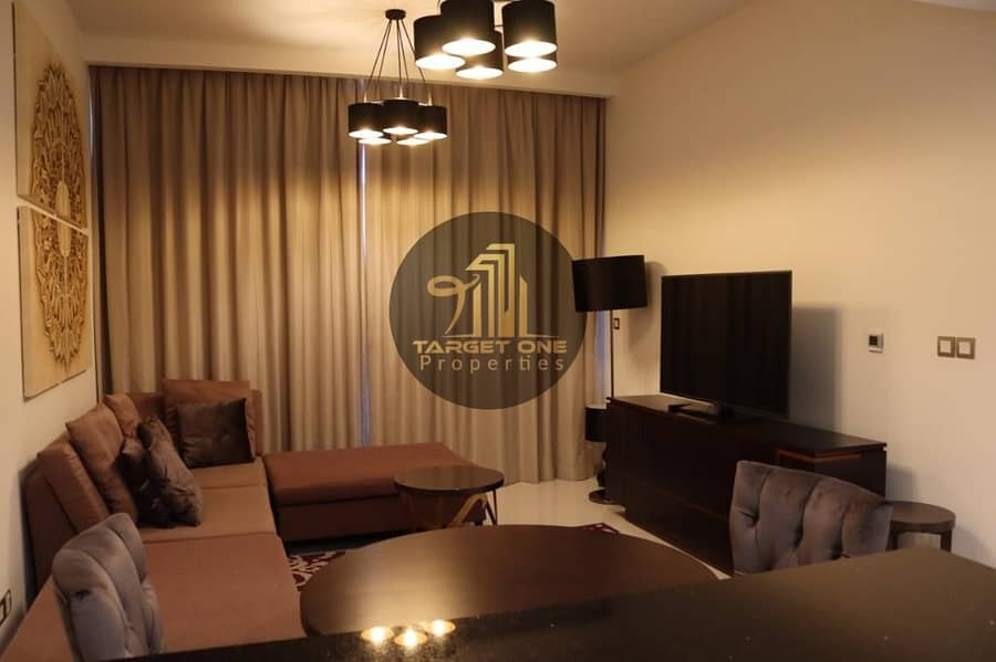 10 Fully furnished| Luxury| hotel type apartment