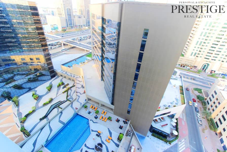 Onyx Tower | 03 layout | Free Month | High Floor