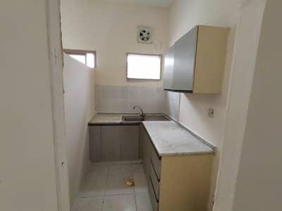 1 BHK FOR FAMILY JUST CLOSE TO AL QABAIL CENTER IN ROLLA AREA ONLY 13K CALL M. HANIF