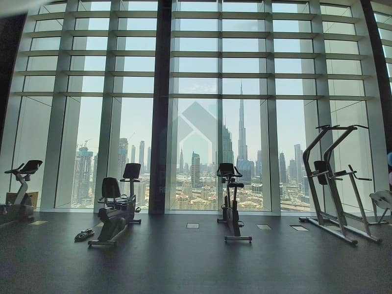 4 2 Bedroom Facing Burj Khalifa & Zabeel For Sale