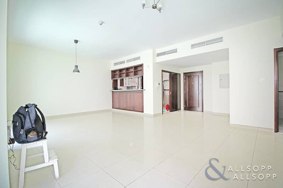 4 Large 2 Bed | Private Garden | Vacant Now