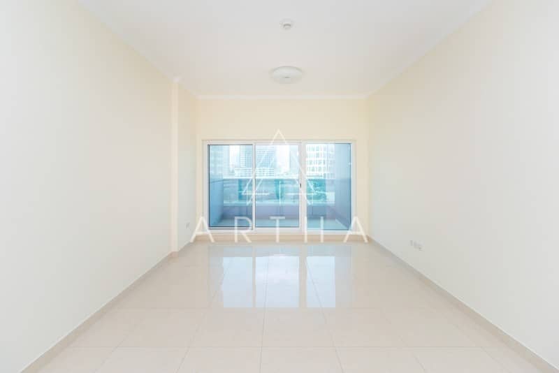 Spacious 3 Bed Apt | Open Terrace + Amazing View