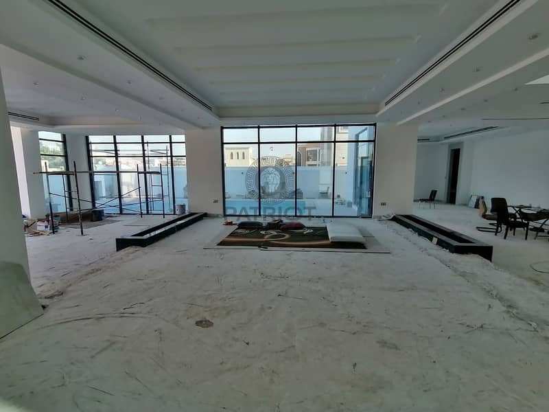 6 High End  Modern Brand New 5-BR In Barsha South