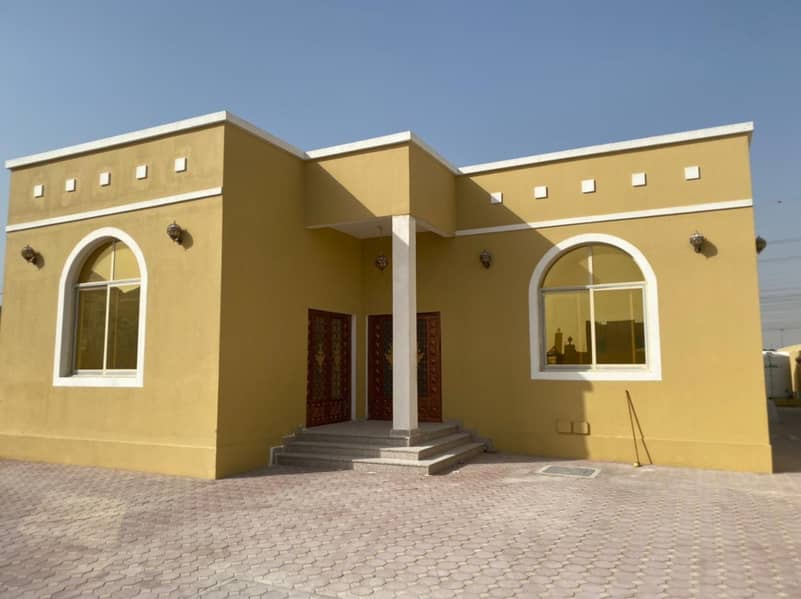 Very nice villa for rent in al khawaneej ( 4bedroom + maid room  )