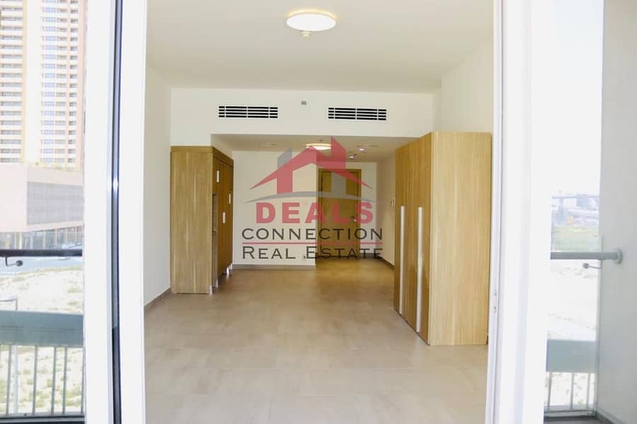 5 Huge Beautiful Studio  Apartment with balcony  for Rent in Shamal Residence