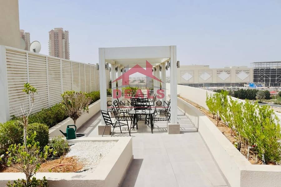 14 Huge Beautiful Studio  Apartment with balcony  for Rent in Shamal Residence