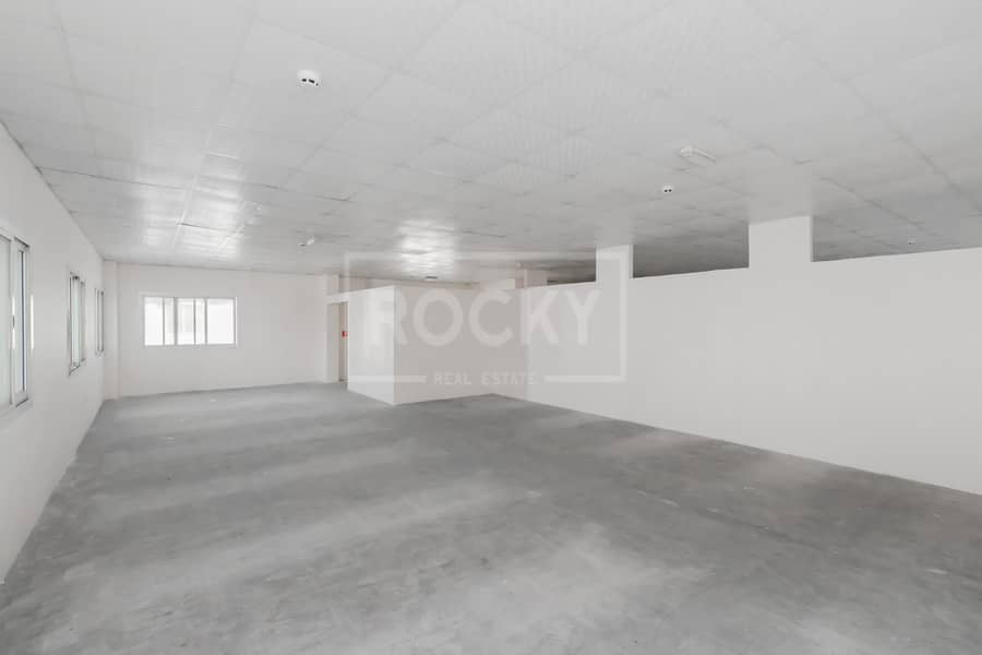 Front Facing | Semi-Fitted Warehouse | with Mezzanine | Al Quoz 3