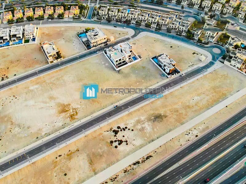 10 Prime Location | Dubai Skyline View | Plots for villa