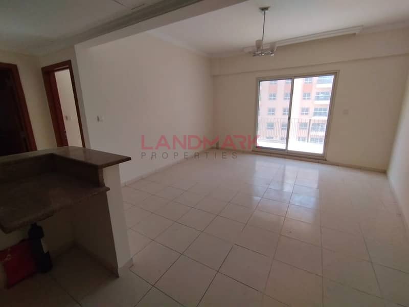 1 Bedroom With Balcony For Rent in Silicon Arch