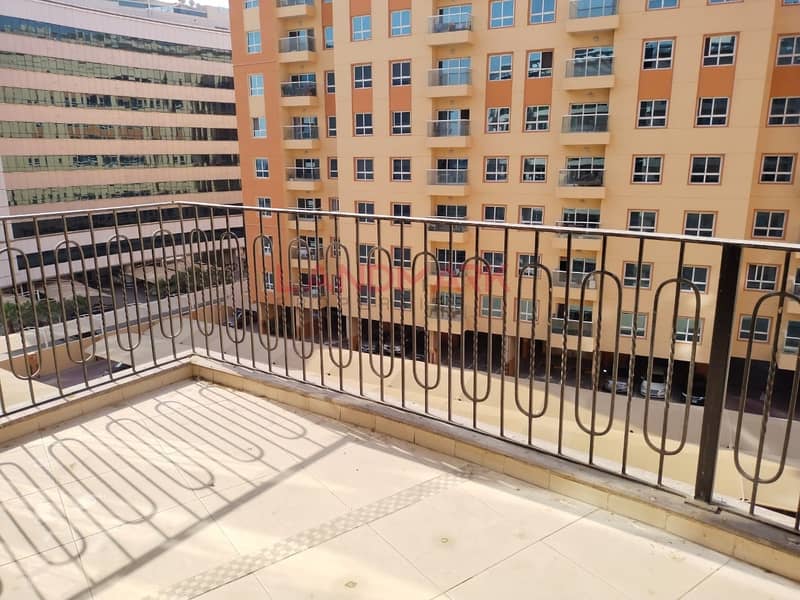 16 1 Bedroom With Balcony For Rent in Silicon Arch