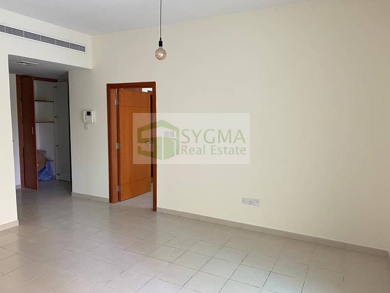 5 Hot Deal !!!1BR Apartment | With Balcony | The Greens