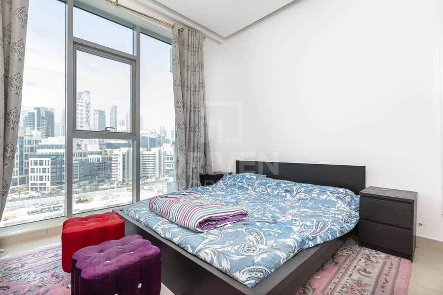 4 Vacant with Burj View | Modern Furniture