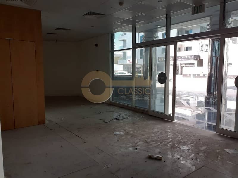 18 Nice Location | Large Fitted Shop | KG Tower