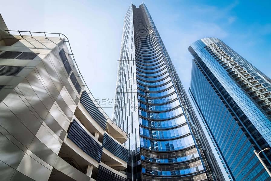 Grand Office In An Exclusive Tower Grand Office In An Exclusive Tower