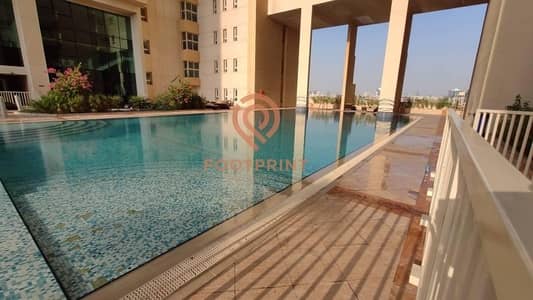 Spacious and Bright - 1BHK with 2 Full washrooms Spacious and Bright - 1BHK with 2 Full washrooms