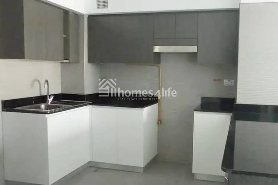 8 Brand New Apartment| High Floor| Nice Location| Lease To Own