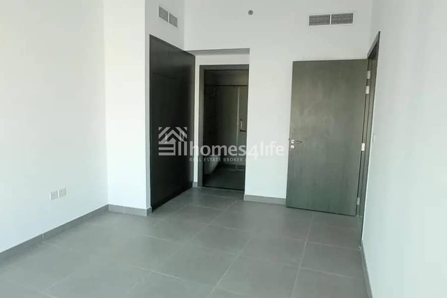 4 Brand New Apartment| High Floor| Nice Location| Lease To Own