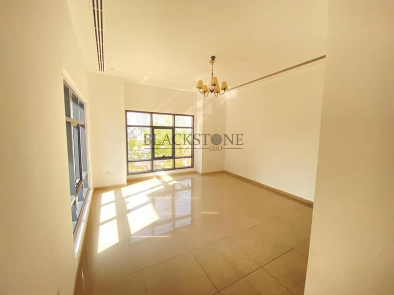 24 Spacious and Bright 4 Bedroom Villa |  Big plot | Vacant