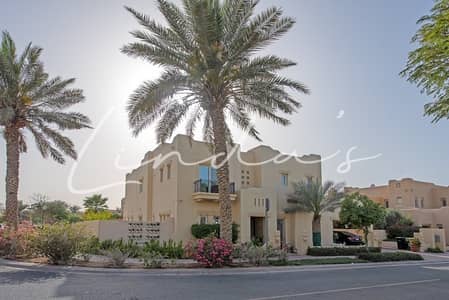 6 Bedroom Villa for Rent in Arabian Ranches, Dubai - Beautiful Family Home | Hardwood Flooring 6 Bedroom Villa for Rent in Arabian Ranches, Dubai - Beautiful Family Home | Hardwood Flooring