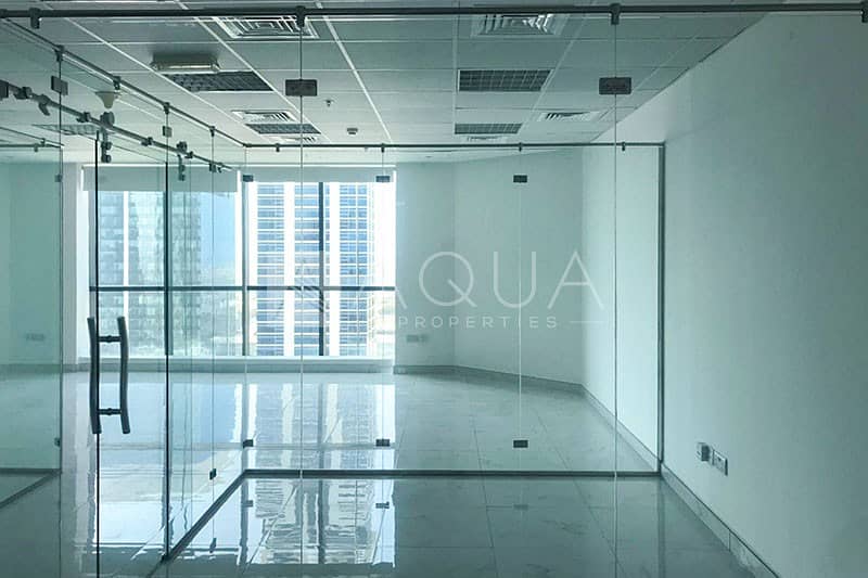 14 Fitted Office / Regal Tower / Business bay
